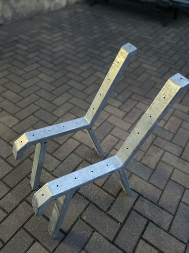 Bankgestell geschwungen - 2x,